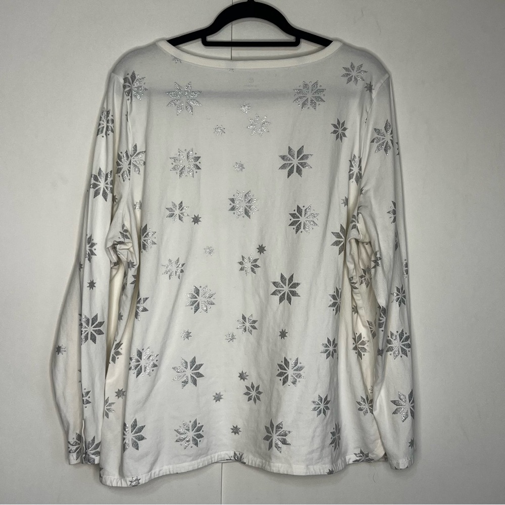 Talbots Snowflake Top - Picture 5 of 6